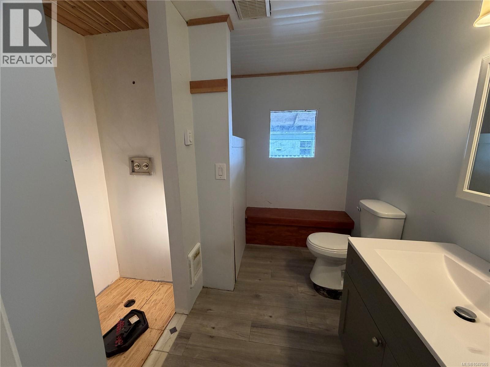 16 5250 Beaver Harbour Rd, Port Hardy, British Columbia  V0N 2P0 - Photo 15 - 1047065