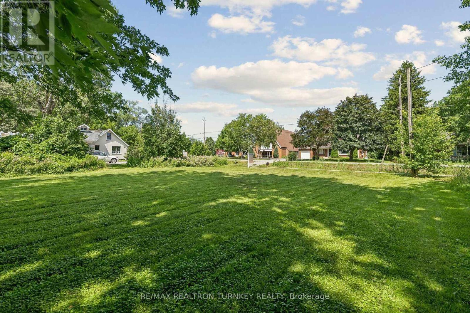 18930 Dufferin Street, King, Ontario  L3Y 4V9 - Photo 21 - N13610340