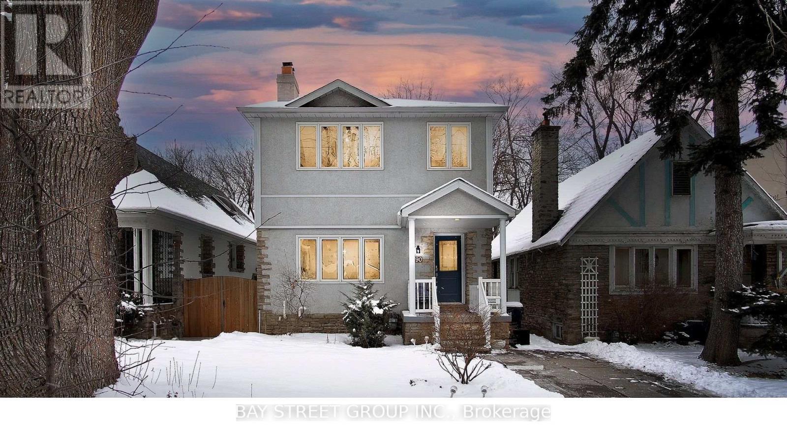 BASEMENT - 390 ROEHAMPTON AVENUE, Toronto, Ontario