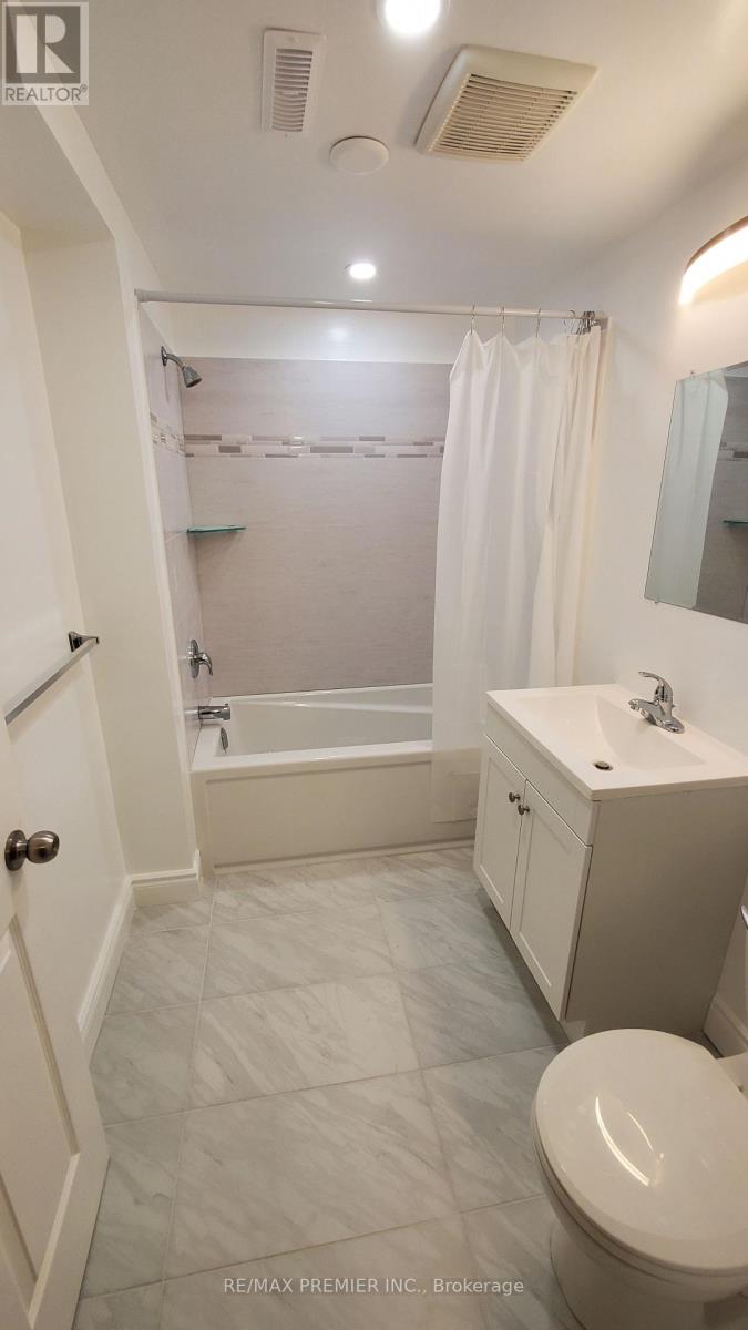 Bsmt - 77 Fox Run, Barrie, Ontario L4N 5L6 - Photo 11 - S13597510