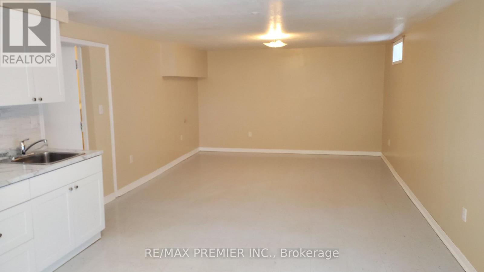 Bsmt - 77 Fox Run, Barrie, Ontario L4N 5L6 - Photo 7 - S13597510