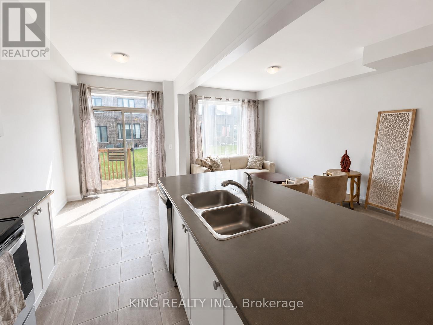 55 Butler Boulevard, Kawartha Lakes, Ontario  K9V 4R1 - Photo 3 - X13542266