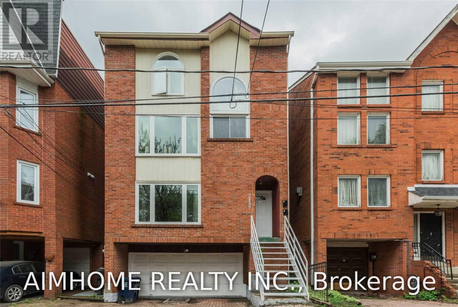 MAIN - 212 MILAN STREET, Toronto, Ontario