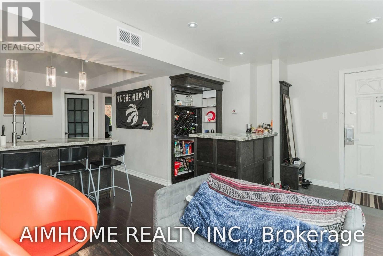 Main - 212 Milan Street, Toronto, Ontario  M5A 3Z6 - Photo 4 - C13681066