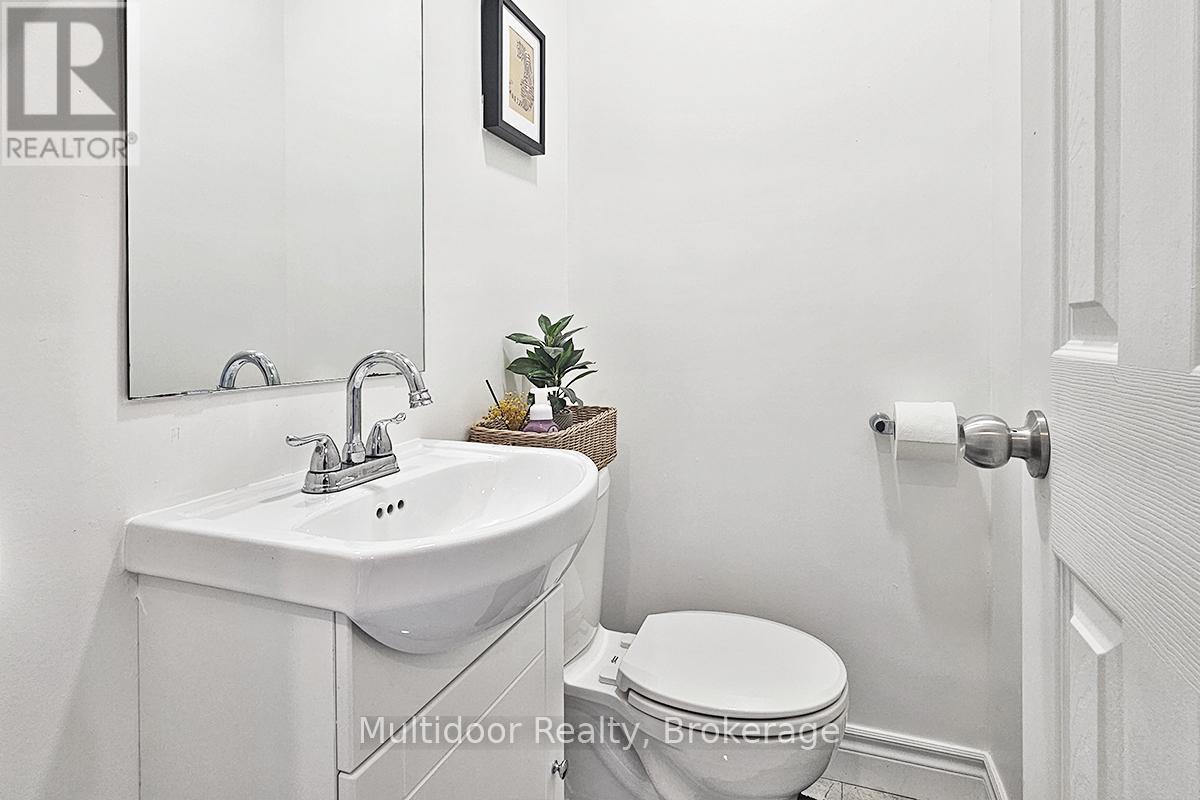 50 Rosalynne Avenue, Clarington, Ontario  L1C 3X8 - Photo 13 - E13681082