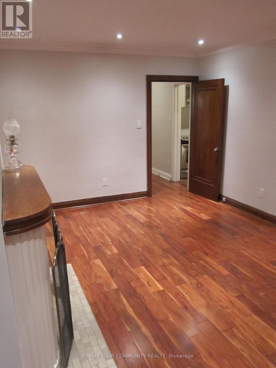 13 Tenth Street, Toronto, Ontario  M8V 3E7 - Photo 8 - W13590162