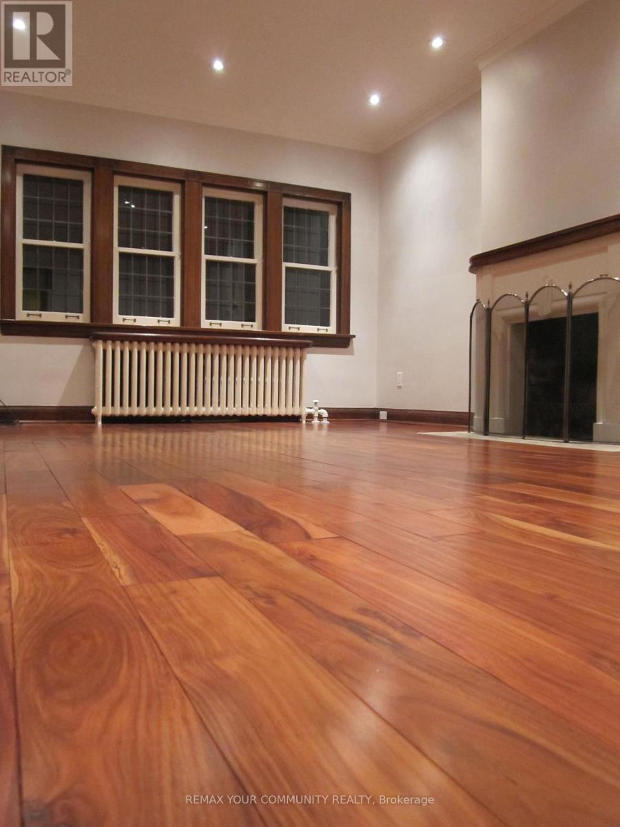 13 Tenth Street, Toronto, Ontario  M8V 3E7 - Photo 6 - W13590162