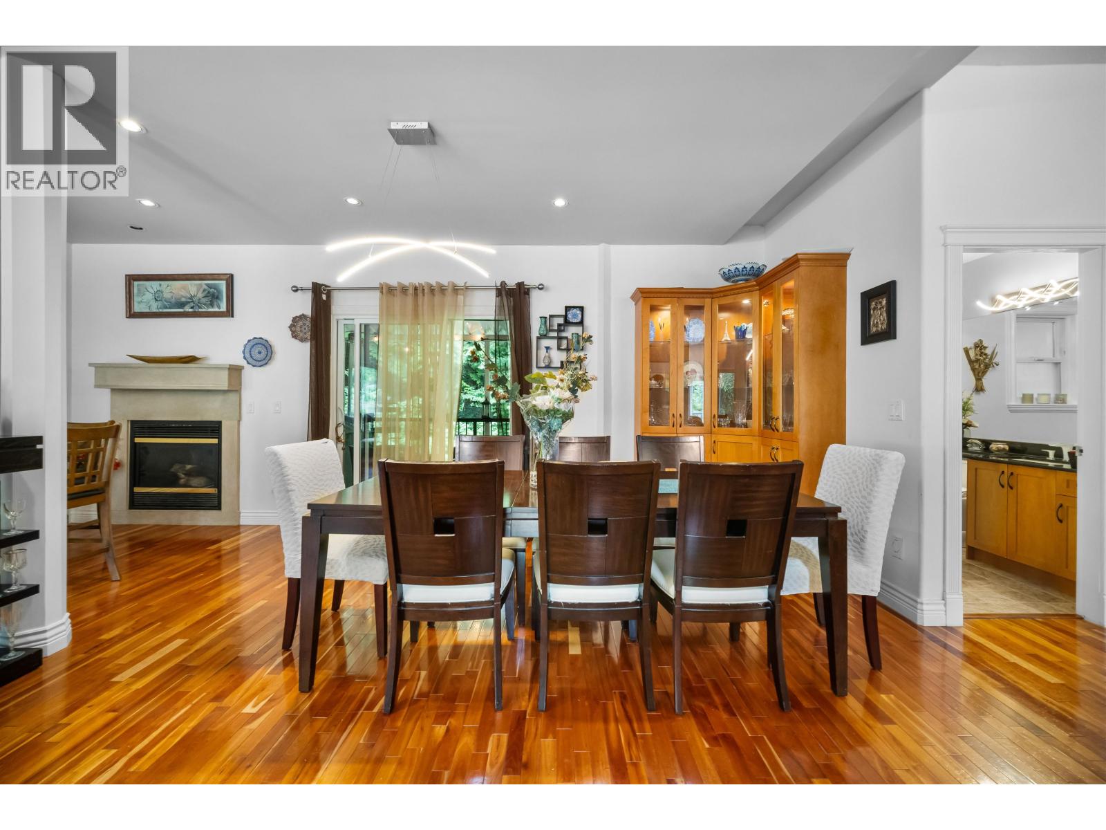 2253 Parkway Boulevard, Coquitlam, British Columbia  V3E 3P8 - Photo 8 - R3141858