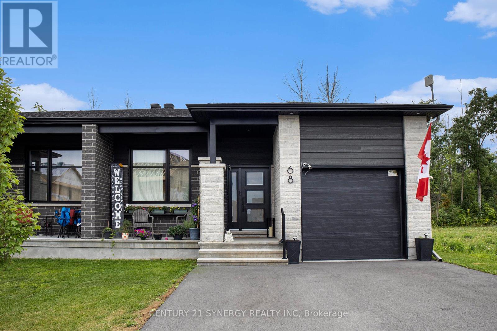 68 VILLENEUVE STREET, North Stormont, Ontario