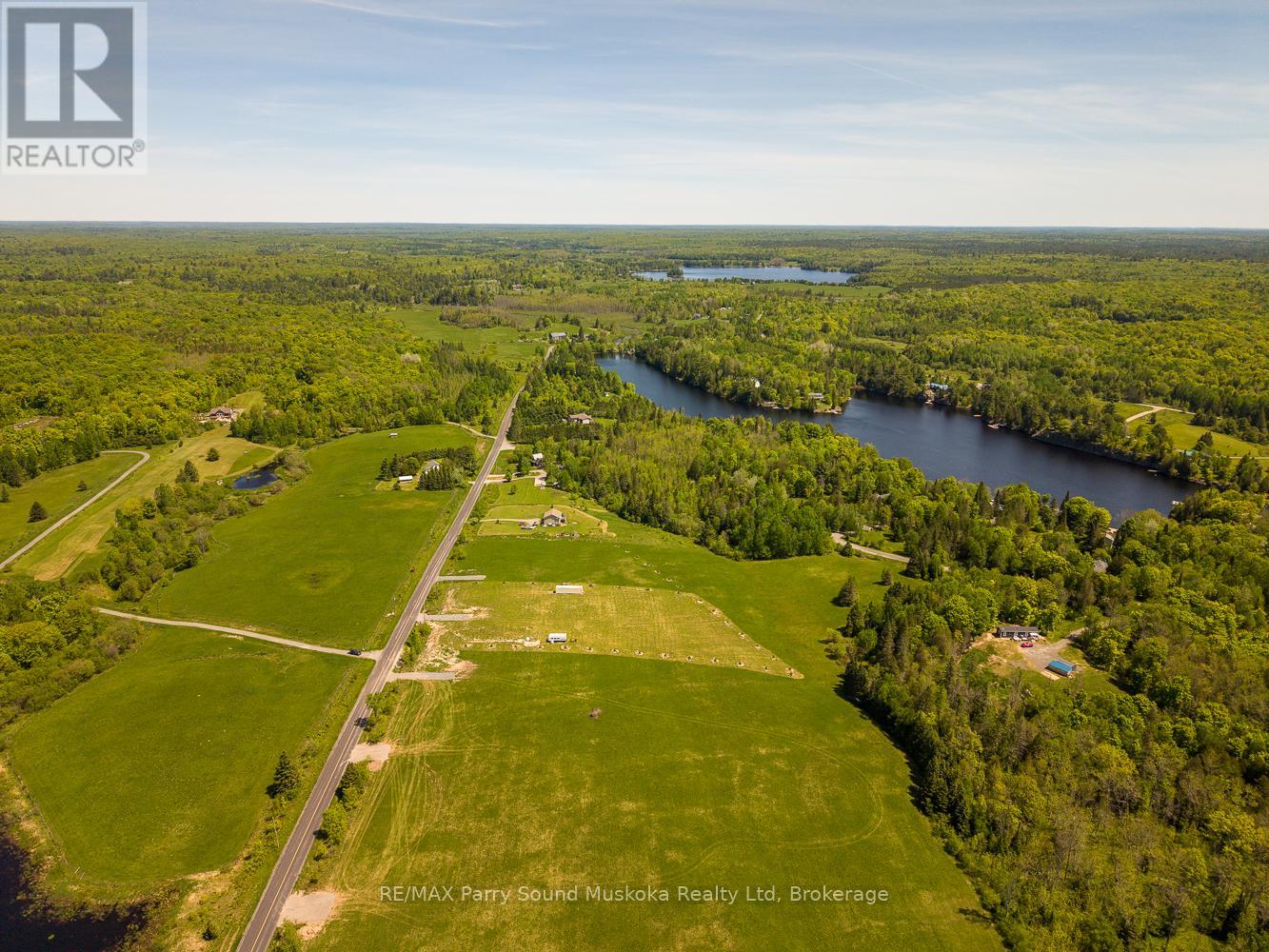 265 Balsam Road, Mckellar, Ontario  P0G 1C0 - Photo 2 - X13241618