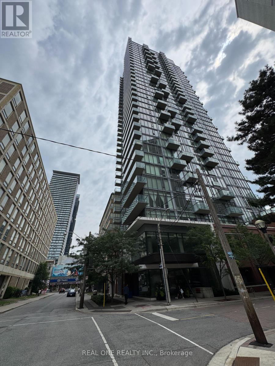 TH1 - 75 ST NICHOLAS STREET, Toronto, Ontario