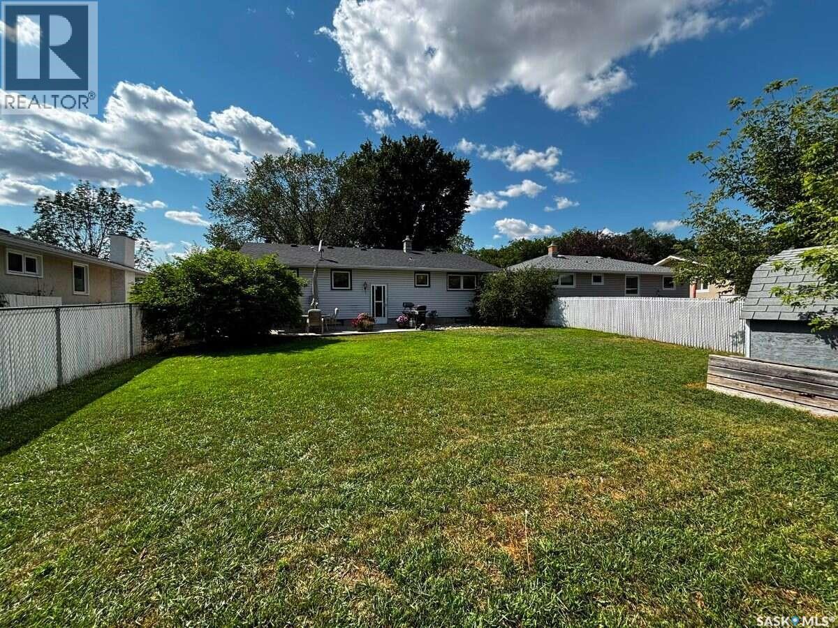 195 Wells Street, Regina, Saskatchewan  S4R 5Z6 - Photo 2 - SK045080