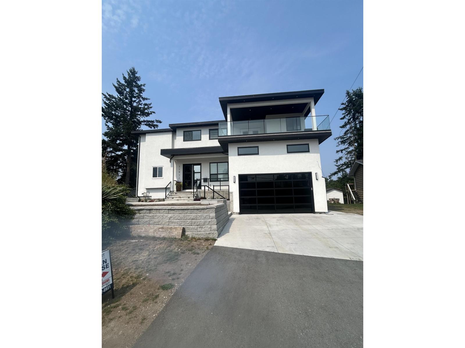 31921 W Casper Court, Abbotsford, British Columbia  V2T 2J8 - Photo 2 - R3153830