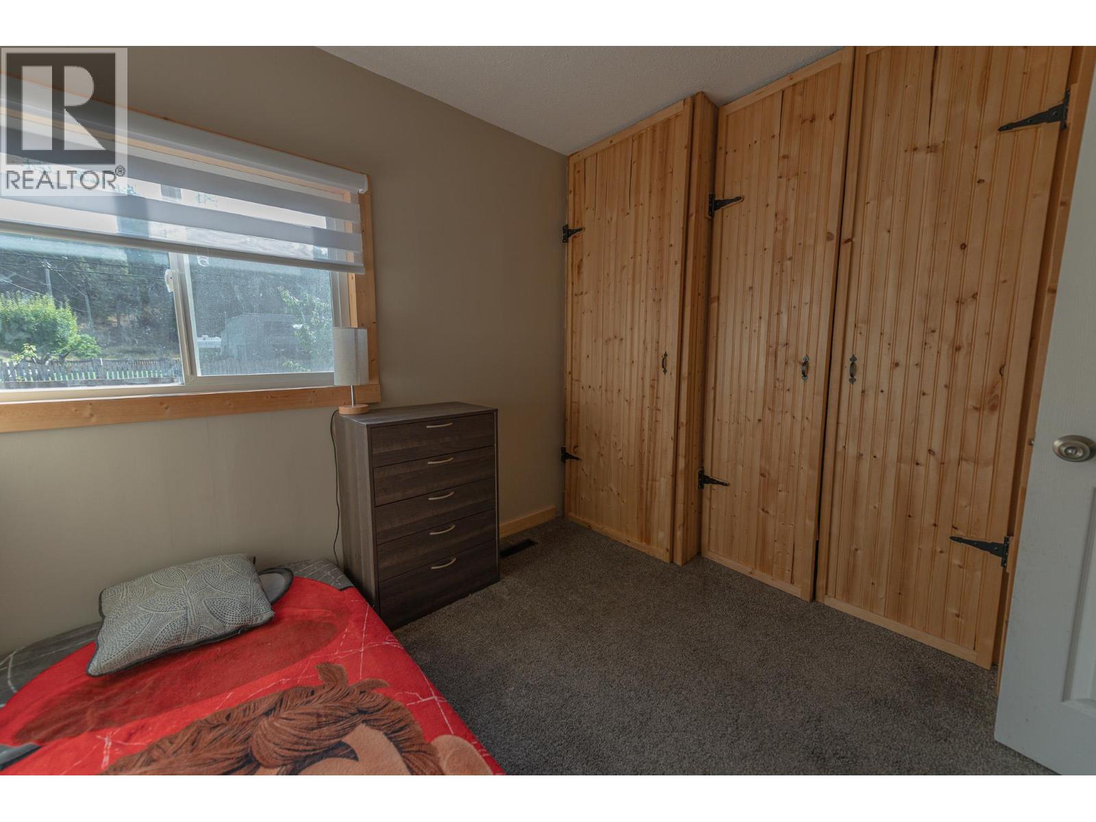 8909 Grainger Road, Canal Flats, British Columbia  V0B 1B0 - Photo 25 - 10397280