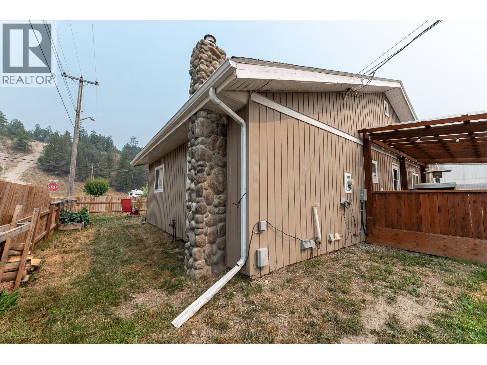8909 Grainger Road, Canal Flats, British Columbia  V0B 1B0 - Photo 51 - 10397280