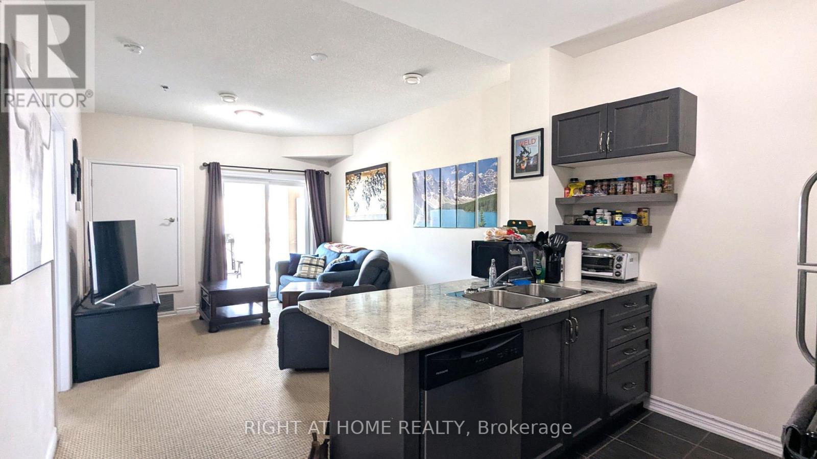 210 - 1360 COSTIGAN ROAD, Milton, Ontario