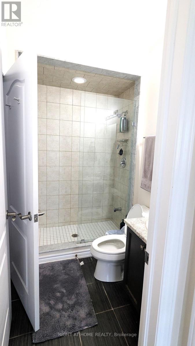 210 - 1360 Costigan Road, Milton, Ontario  L9T 0Y8 - Photo 8 - W13681104