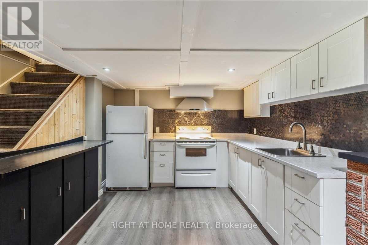 Lower - 1252 Waterdown Road, Burlington, Ontario  L7P 4Z8 - Photo 6 - W13681114