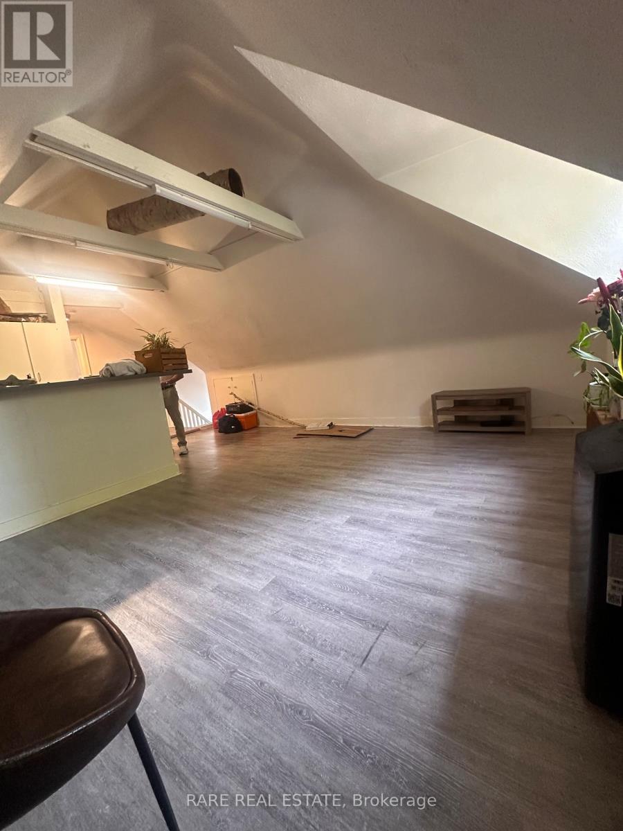 3 - 737 Avenue Road, Toronto, Ontario  M5P 2J9 - Photo 3 - C13675688