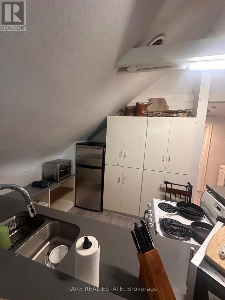 3 - 737 Avenue Road, Toronto, Ontario  M5P 2J9 - Photo 5 - C13675688