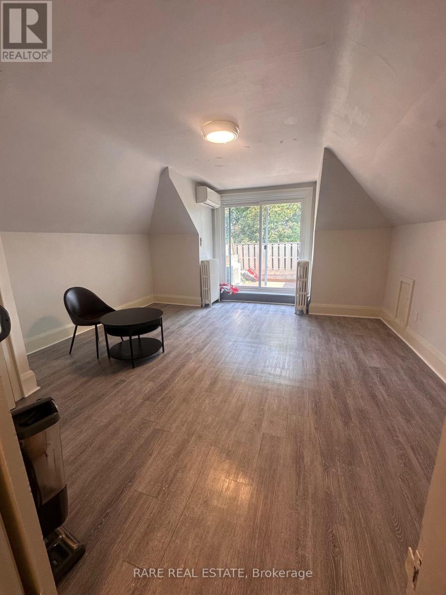 3 - 737 Avenue Road, Toronto, Ontario  M5P 2J9 - Photo 6 - C13675688
