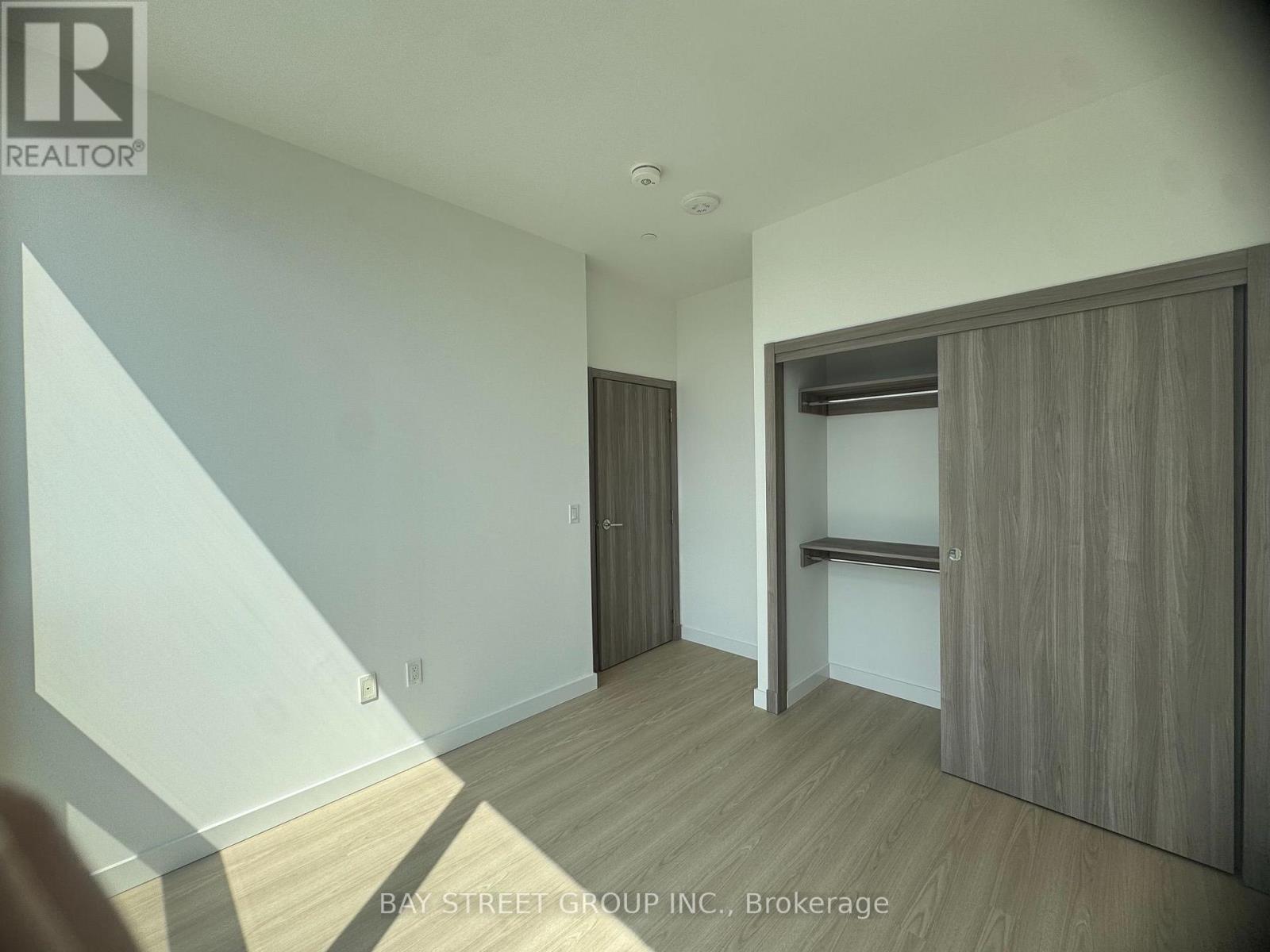 3305 (2nd Bedroom) - 27 Mcmahon Drive, Toronto, Ontario  M2K 0J2 - Photo 10 - C13681120