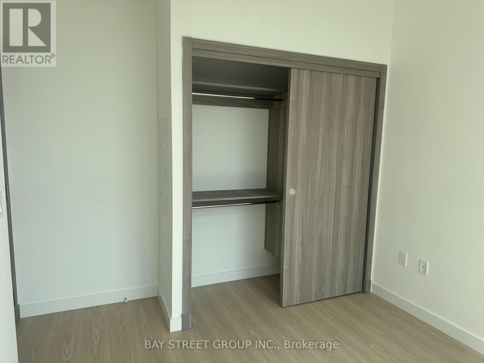 3305 (2nd Bedroom) - 27 Mcmahon Drive, Toronto, Ontario  M2K 0J2 - Photo 11 - C13681120