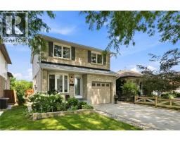 30 TWINOAKS Crescent, Stoney Creek, Ontario
