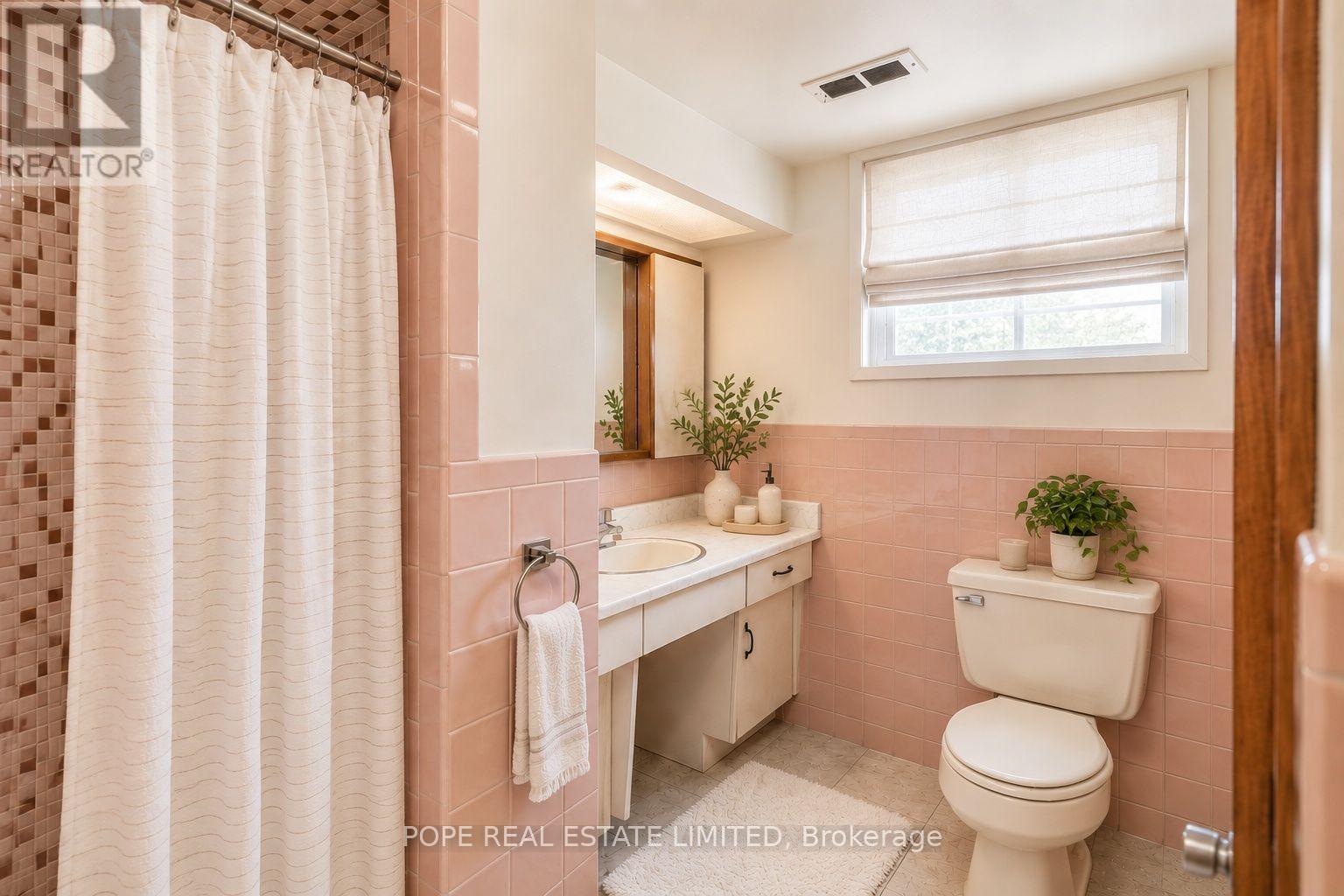 16 Pipestone Place, Toronto, Ontario  M9W 3V4 - Photo 12 - W13681118