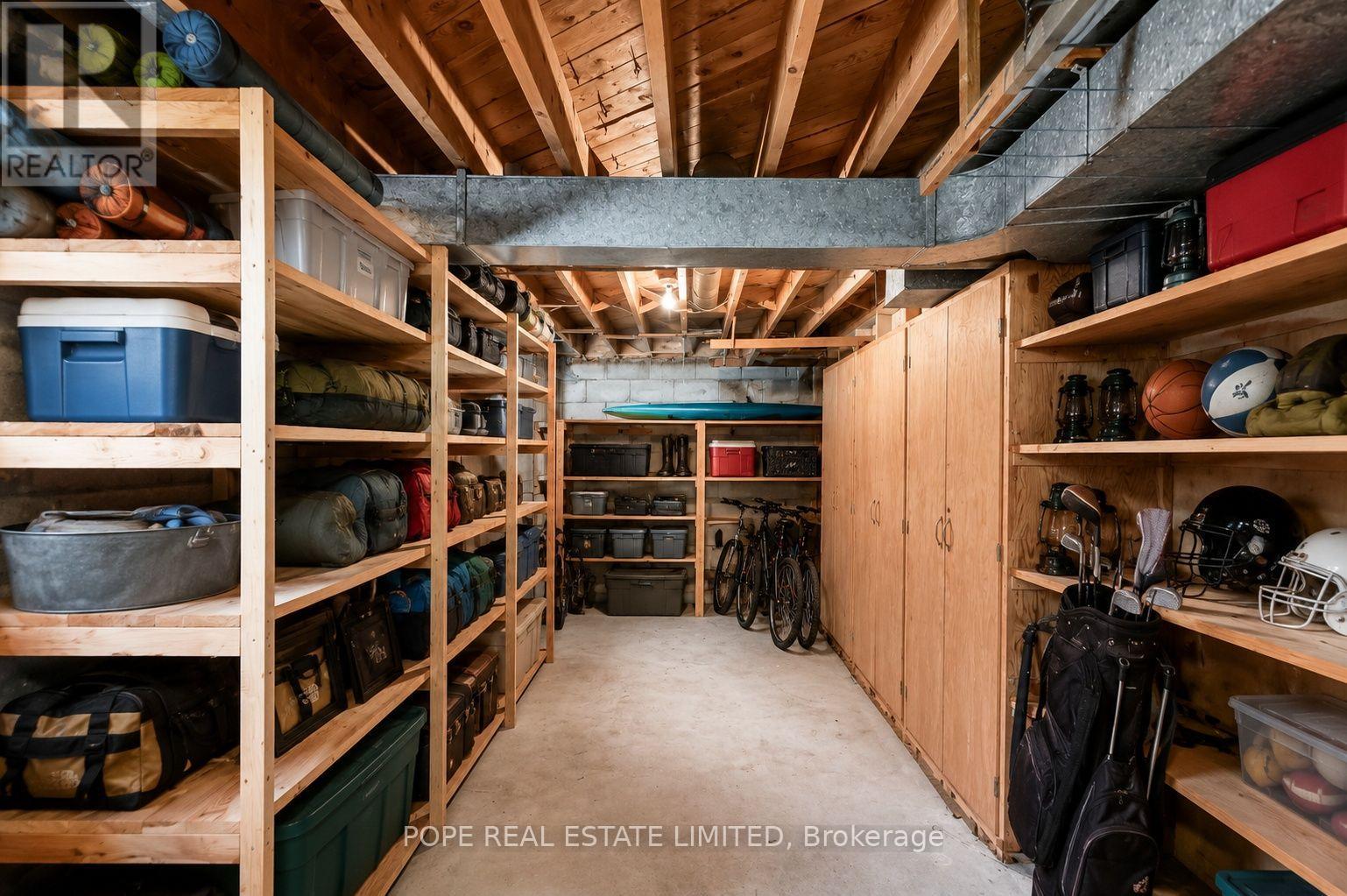 16 Pipestone Place, Toronto, Ontario  M9W 3V4 - Photo 15 - W13681118