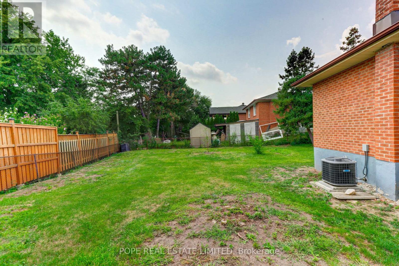 16 Pipestone Place, Toronto, Ontario  M9W 3V4 - Photo 17 - W13681118