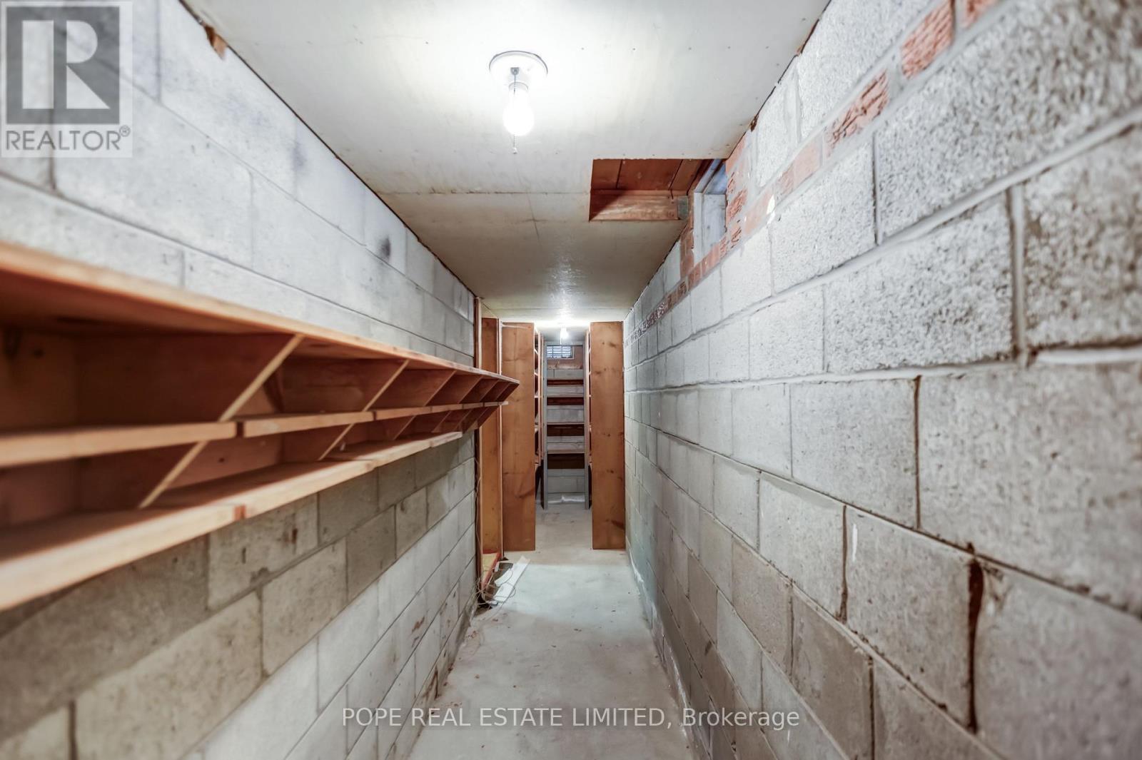 16 Pipestone Place, Toronto, Ontario  M9W 3V4 - Photo 42 - W13681118
