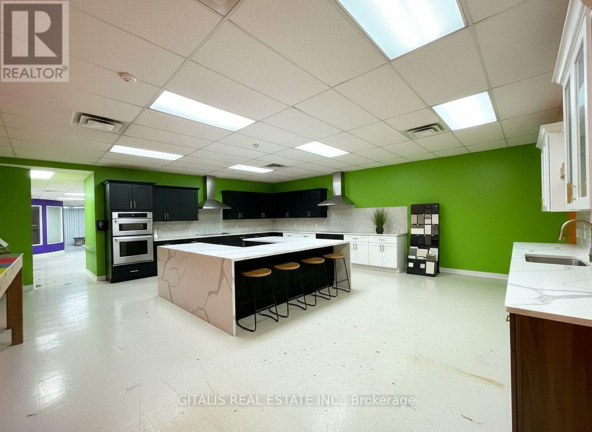 1165 WESTON ROAD, Toronto, Ontario