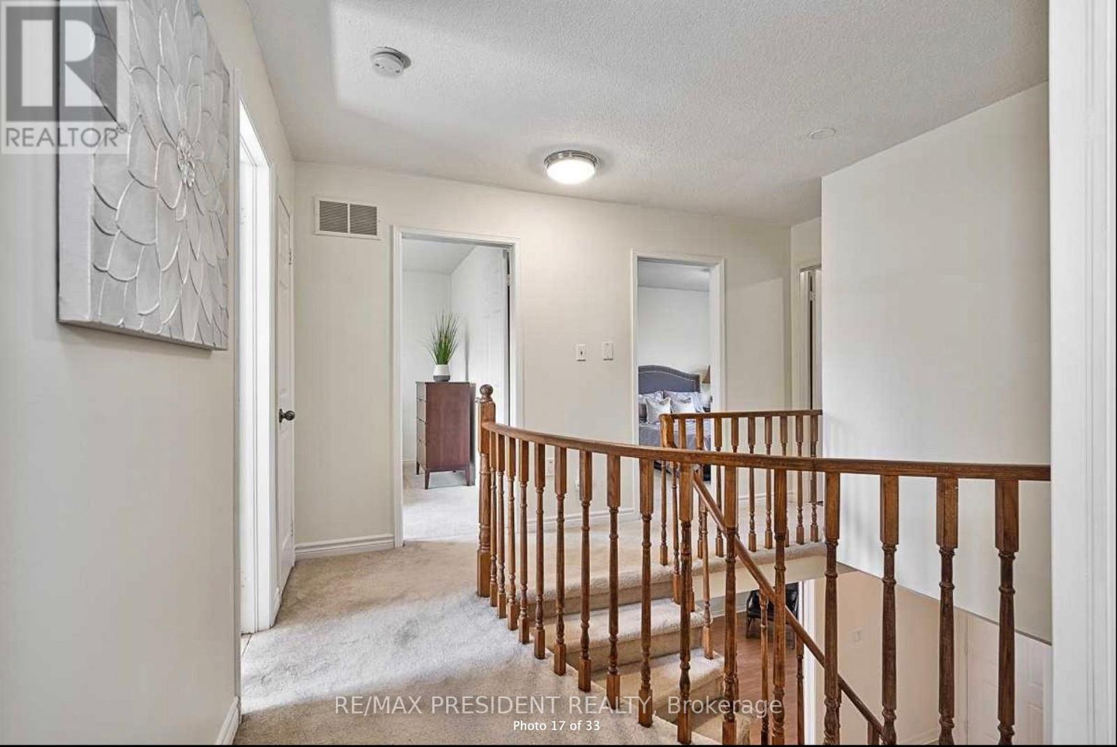 2586 Hammond Road, Mississauga, Ontario  L5K 1T2 - Photo 16 - W13681146
