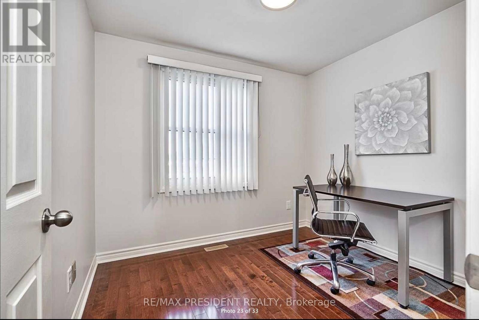 2586 Hammond Road, Mississauga, Ontario  L5K 1T2 - Photo 18 - W13681146