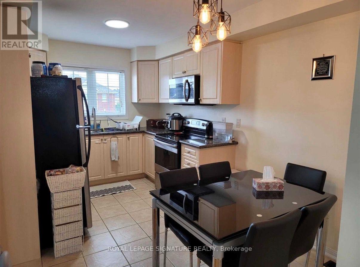 2 - 620 Ferguson Drive, Milton, Ontario  L9T 0M7 - Photo 4 - W13681148