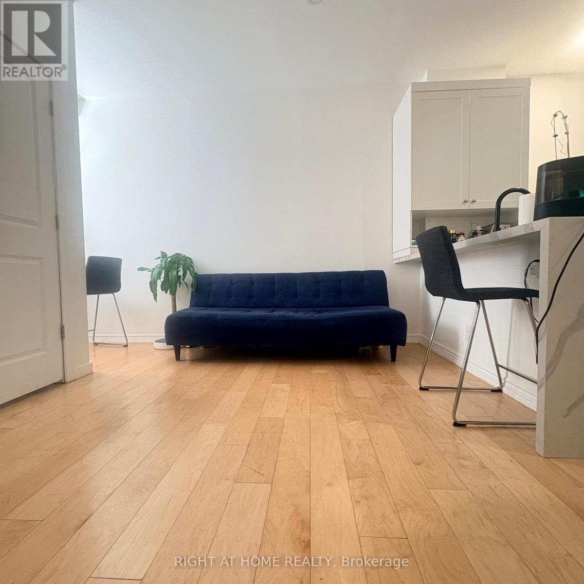 204 - 135 Maitland Street S, Toronto, Ontario  M4Y 1E5 - Photo 6 - C13600978