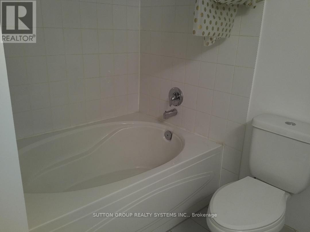 1610 - 3 Rowntree Road, Toronto, Ontario  M9V 5G8 - Photo 39 - W13680126
