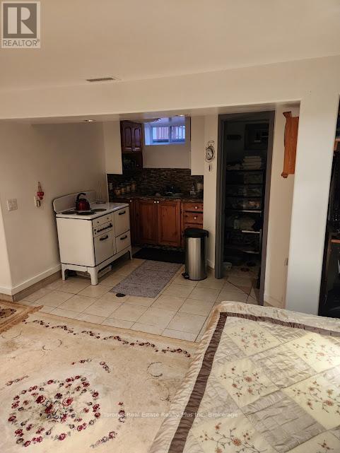28 Milliken Road, Elliot Lake, Ontario  P5A 1K1 - Photo 14 - X13681142