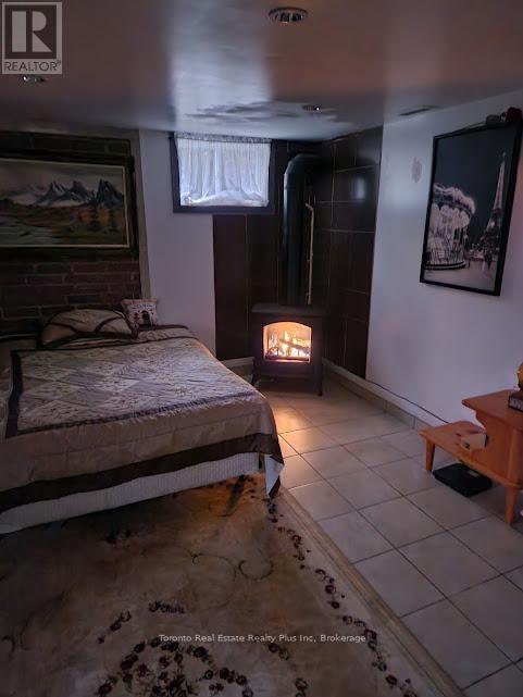 28 Milliken Road, Elliot Lake, Ontario  P5A 1K1 - Photo 15 - X13681142