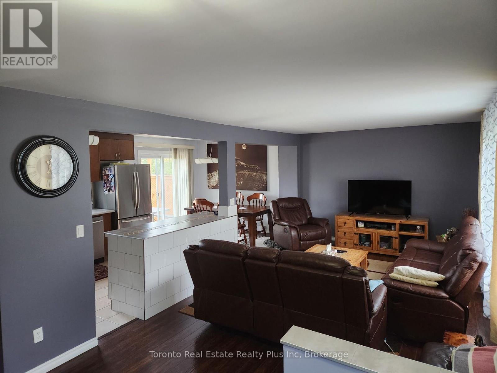 28 Milliken Road, Elliot Lake, Ontario  P5A 1K1 - Photo 5 - X13681142