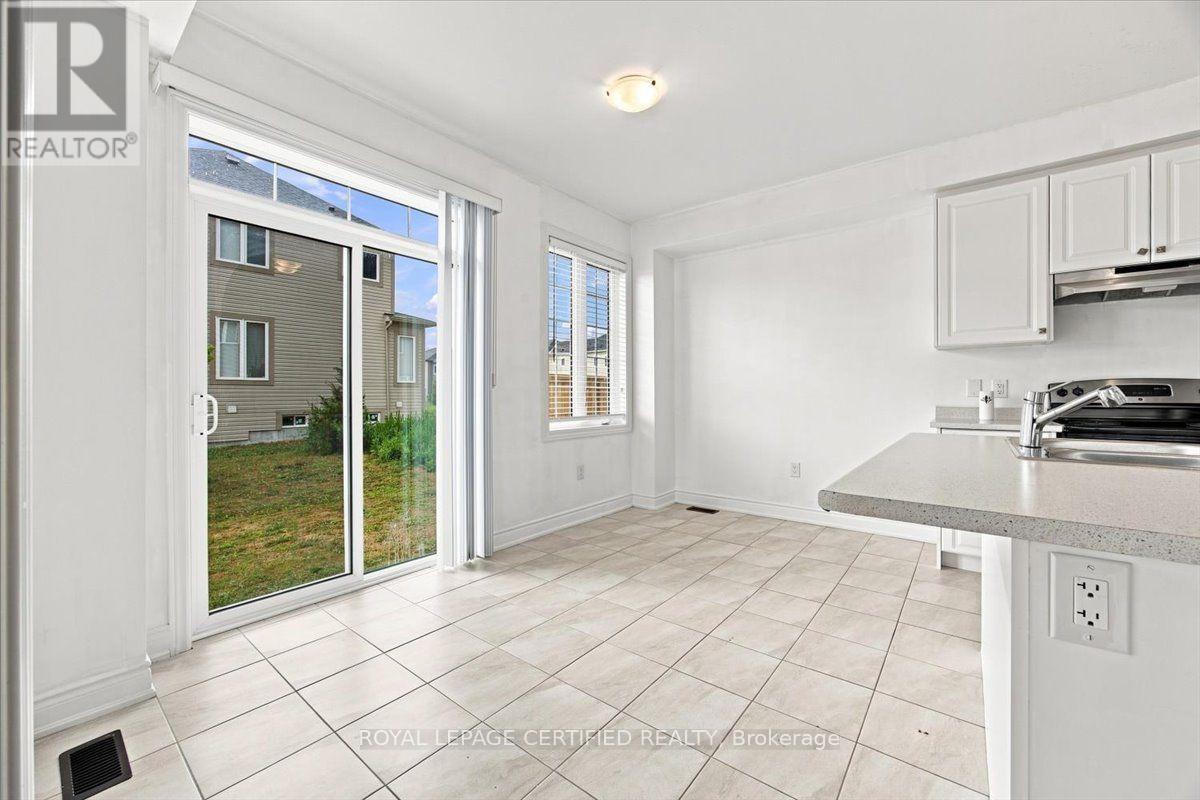 66 Stately Drive, Wasaga Beach, Ontario  L9Z 0L6 - Photo 22 - S13679510