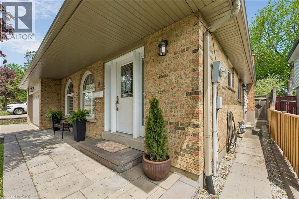 14 Massey Street, Brampton, Ontario  L6S 2W1 - Photo 5 - 40843245