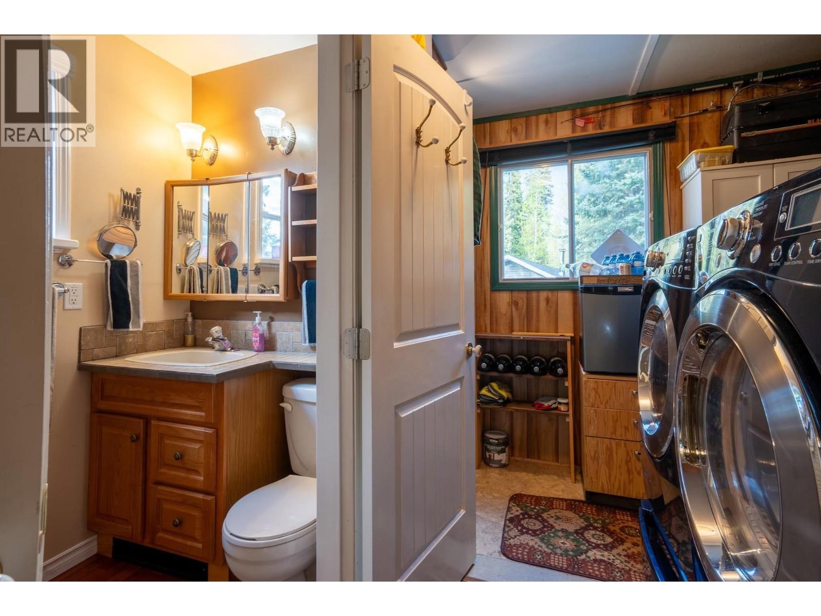 52200 Lloyd Drive, Cluculz Lake, British Columbia  V0J 3A3 - Photo 15 - R3156166