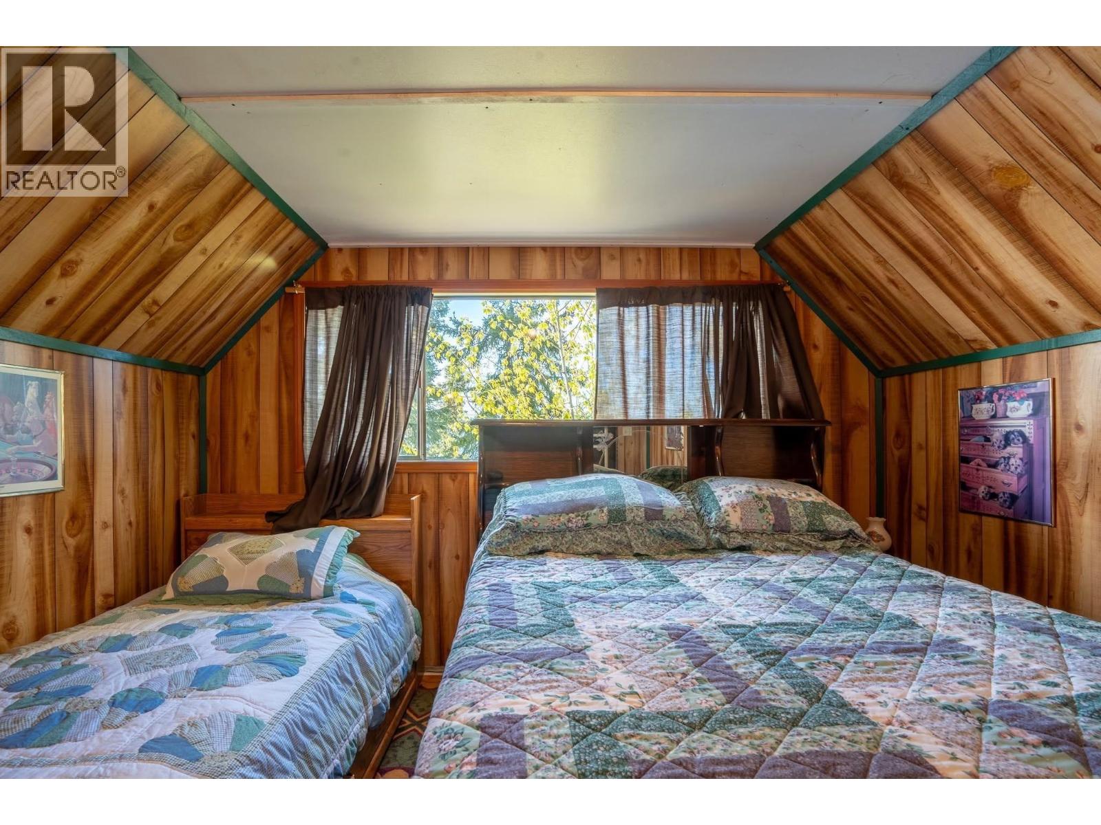 52200 Lloyd Drive, Cluculz Lake, British Columbia  V0J 3A3 - Photo 20 - R3156166