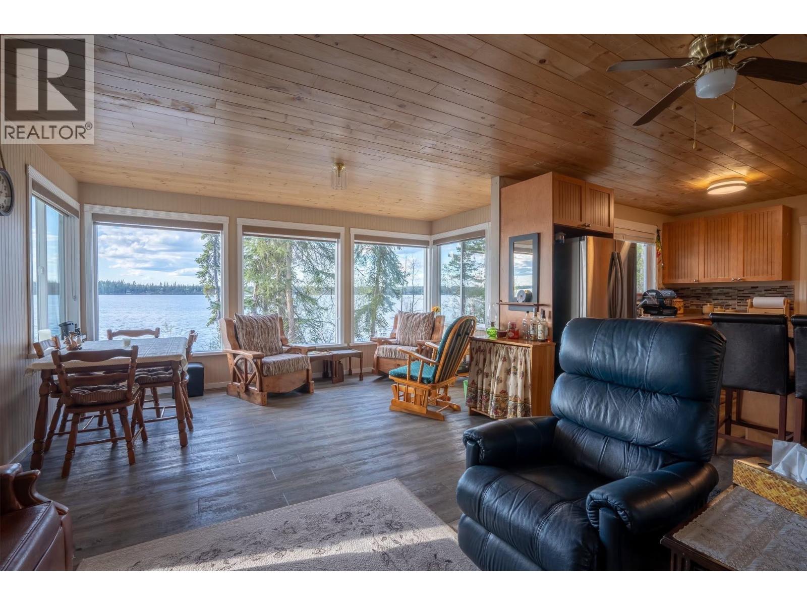 52200 Lloyd Drive, Cluculz Lake, British Columbia  V0J 3A3 - Photo 8 - R3156166