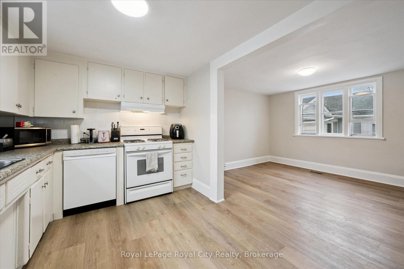 2 - 29 HOOPER STREET W, Guelph, Ontario