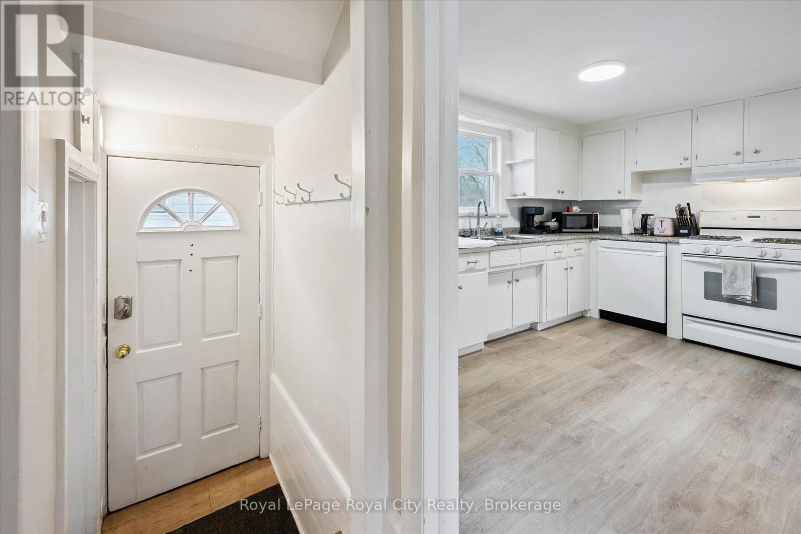 2 - 29 Hooper Street W, Guelph, Ontario  N1E 5W6 - Photo 2 - X13681152