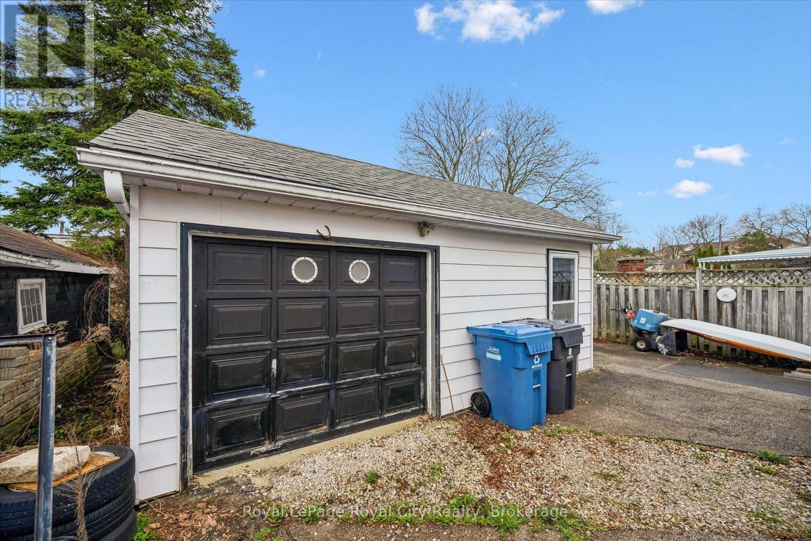 2 - 29 Hooper Street W, Guelph, Ontario  N1E 5W6 - Photo 24 - X13681152