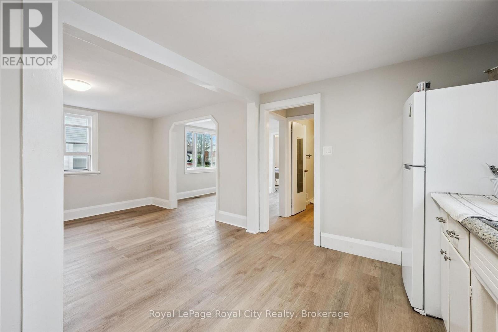 2 - 29 Hooper Street W, Guelph, Ontario  N1E 5W6 - Photo 6 - X13681152